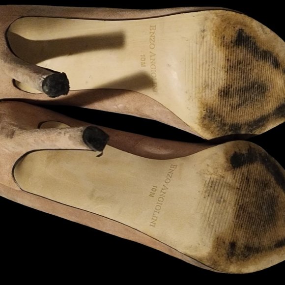 Enzo Angiolini Beige Suede Lace Pointy Pumps, Size 10M - Picture 7 of 7